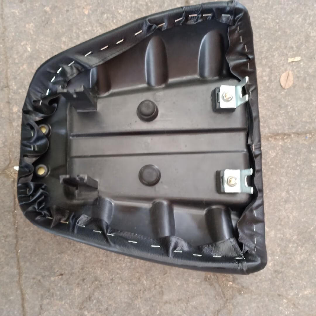 御舵宗申三轮摩托车大座板大坐包总成110/125福田运大阳大座通用老款