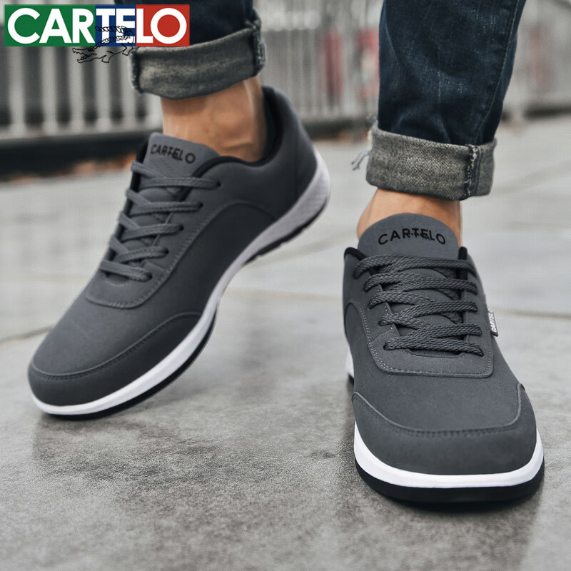 卡帝乐鳄鱼男鞋春秋透气薄款网面飞织网鞋四季旅游户外运动休闲鞋男士鞋子男 深灰[四季款] QH2032 42 [运动鞋码]