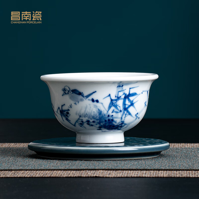 昌南景德鎮(zhèn)陶瓷茶杯釉下彩手繪青花主人杯中式仿古白瓷泡茶高檔送禮