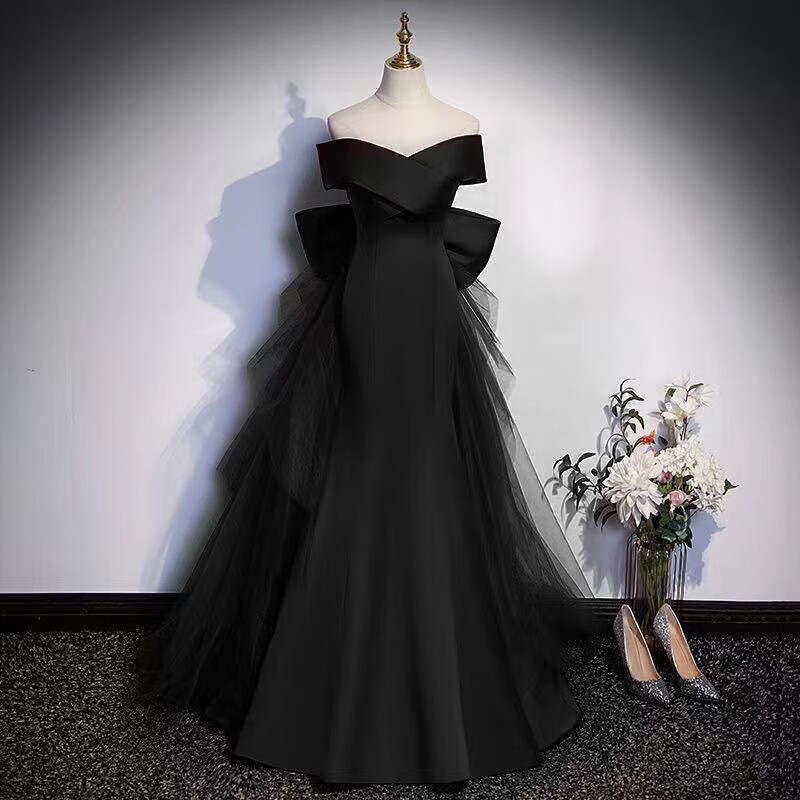 留沁黑色輕婚紗2024新款聲樂藝考酒紅晚禮服裙年會(huì)主持一字肩敬酒服 黑色 XS