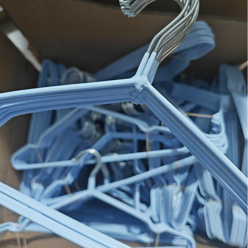 衣架家用挂衣服架子无痕防滑衣撑子多功能晾衣架衣柜收纳神器 樱花粉【实心加粗+浸塑防滑】 30支【家用推荐】