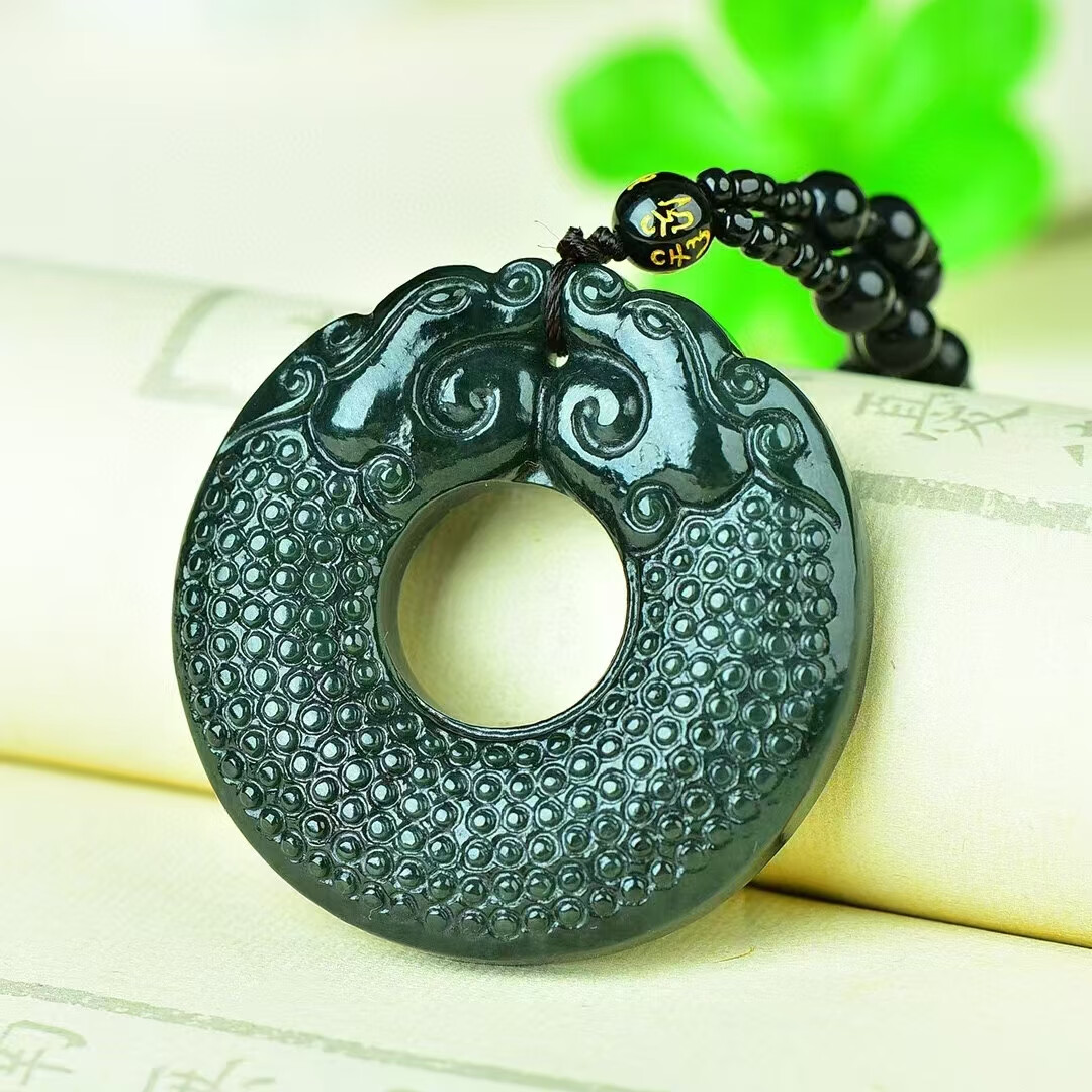 润养妍和田玉仿古龙牌吊坠男女款生肖龙玉石挂件新疆青玉项链墨绿色玉