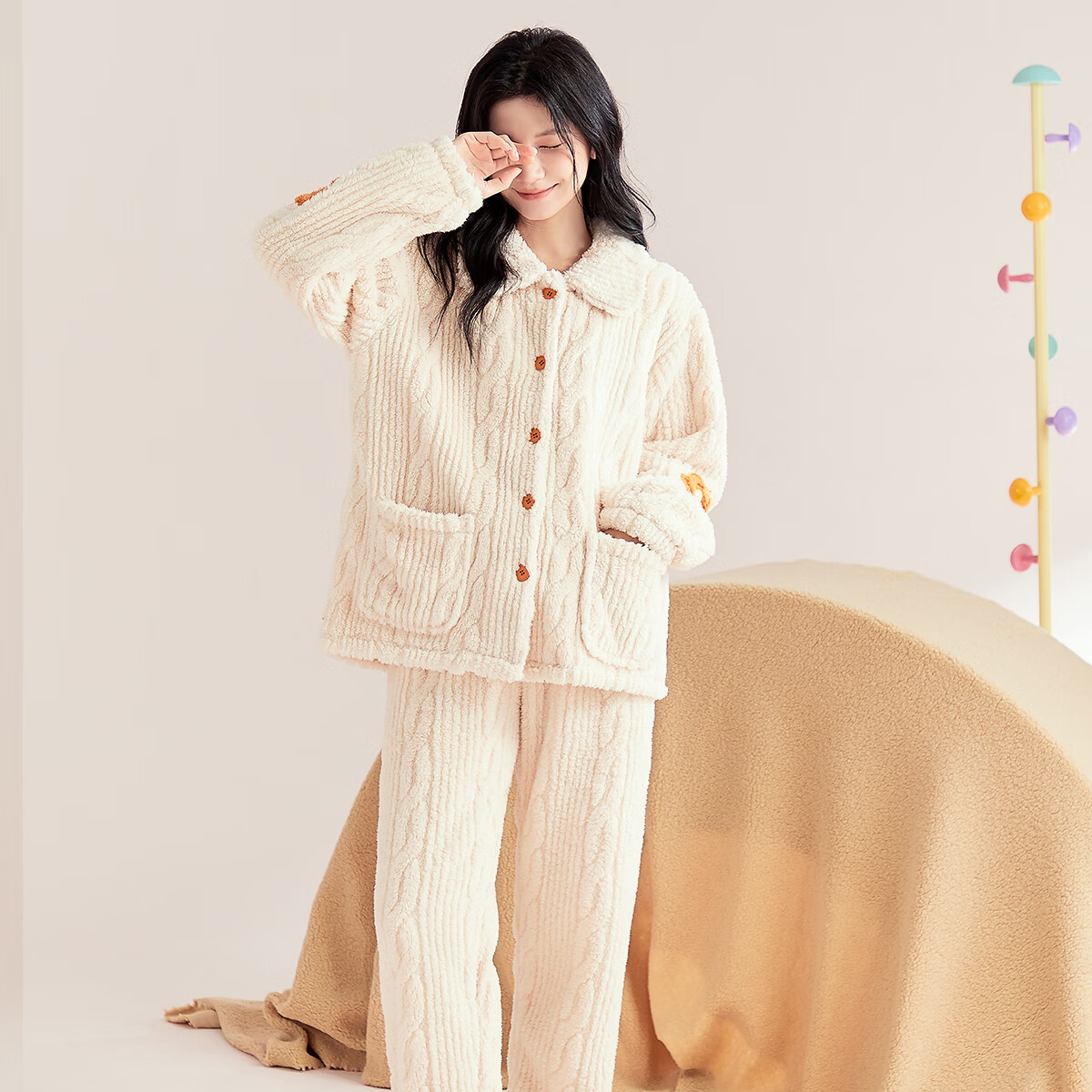 都市丽人女士睡衣女加绒冬季长毛绒保暖翻领长袖提花家居服套装女可外穿 驼色 M