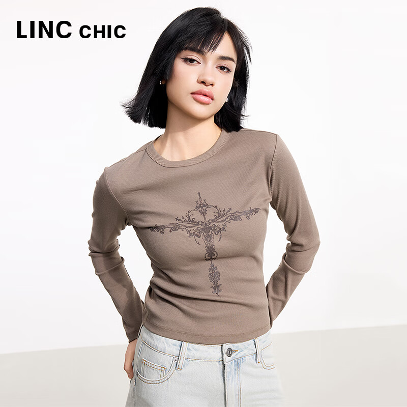 金羽杰2025年春季新品圆领长袖印花T恤女士短款紧身内搭上衣S251FK077Y 咖色 S 适合95斤以下