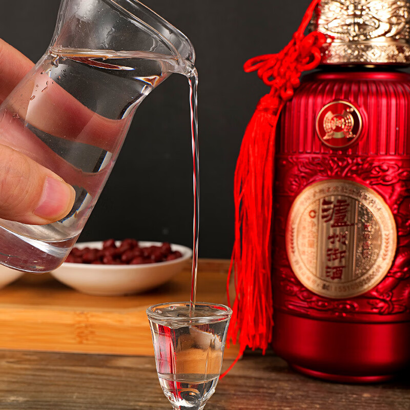 泸州老窖股份公司 浓香型白酒 粮食口粮酒礼盒装喜酒宴请节日送礼 52度 500mL 2瓶 泸州御酒繁华盛世