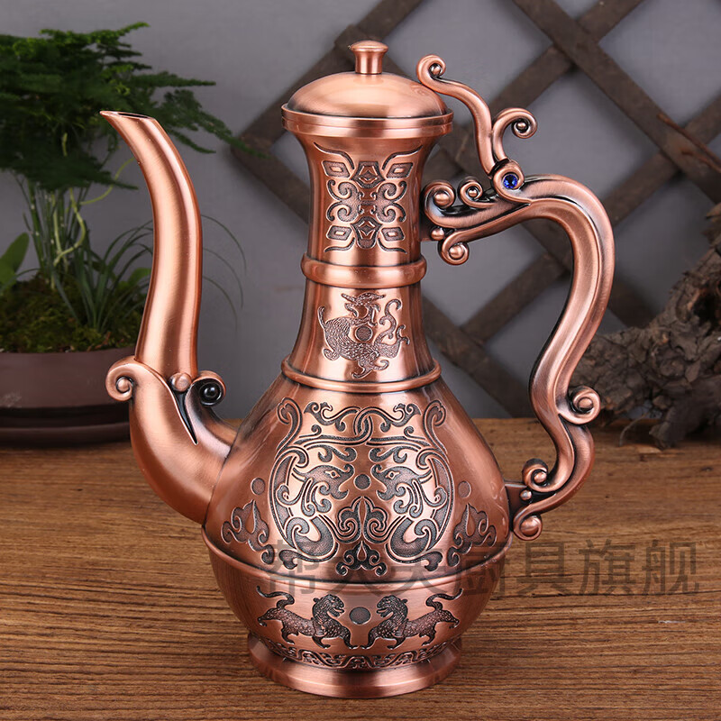 幫大夫仿古青銅酒壺家用俄羅斯白酒灑壺古風(fēng)酒具倒酒壺老物件分酒器 7043紅古色