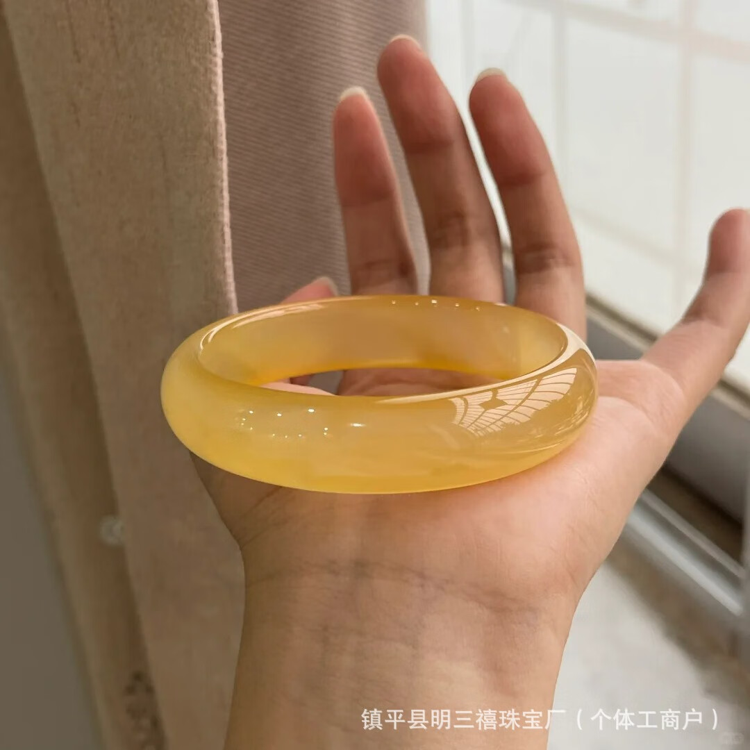 翡宇天然黃龍玉手鐲女款云南石英巖玉鐲子玉冰種和田玉黃翡翠平替手鐲 黃龍玉手鐲 優(yōu)質(zhì) M
