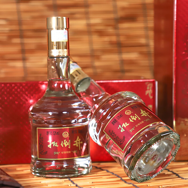 扳倒井白酒 52度好客佳酿 纯粮酿造浓香型礼盒包装 自饮送礼白酒 52度 500mL 6瓶 （搭配手提袋）