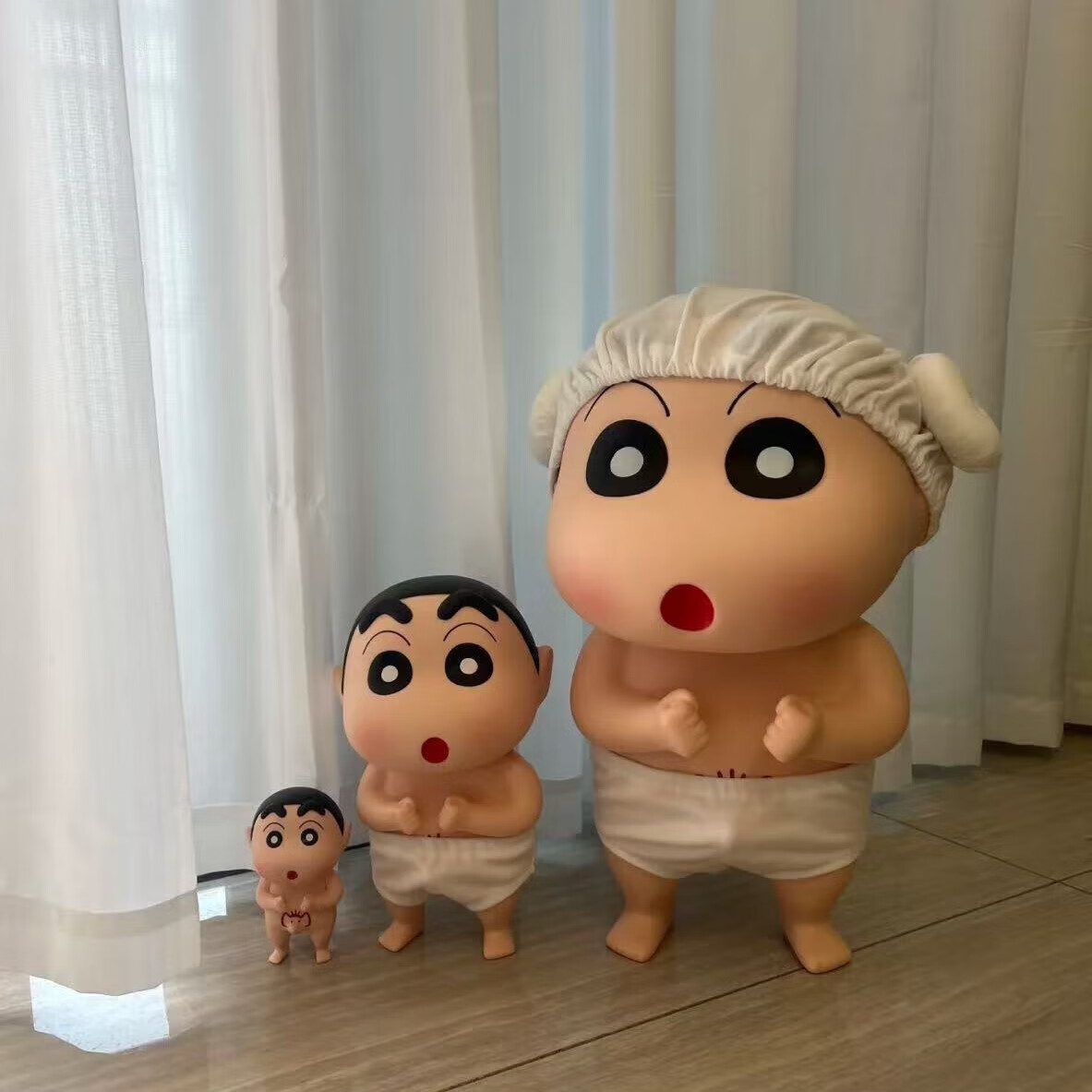 拉布布蜡笔小新洗澡雨衣顶正版潮玩手办桌面摆件动漫周边生日礼物 洗澡小新大45cm【送浴帽+内裤】