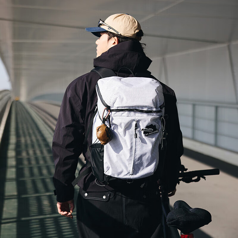 NatureHike ��ɽ�� 25L