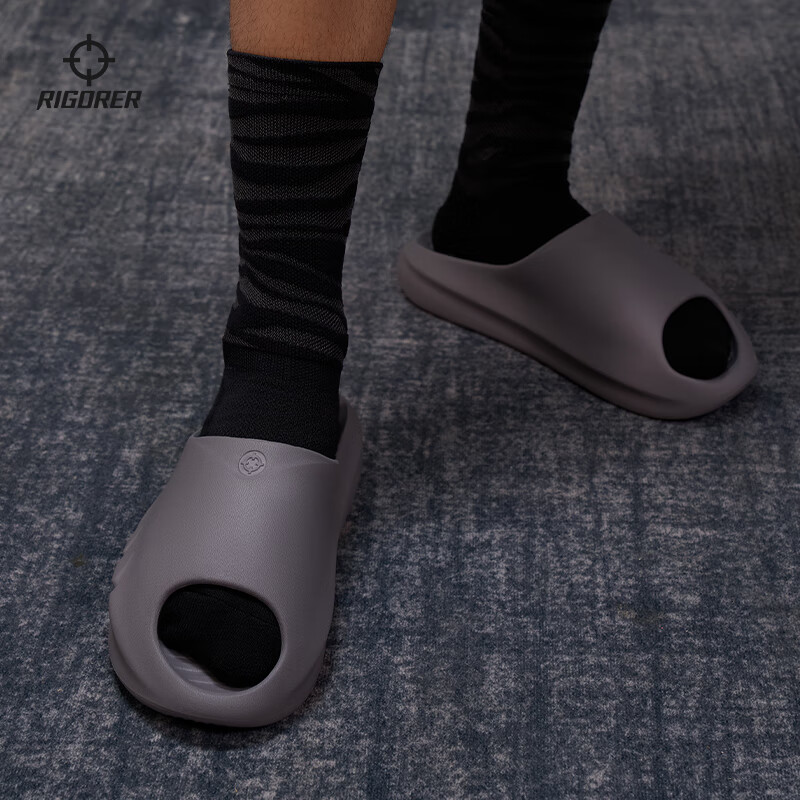 准者运动拖鞋配图四