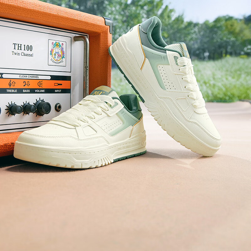 361°板鞋男鞋秋季云程经典平底休闲鞋透气低帮运动鞋子672516613-1