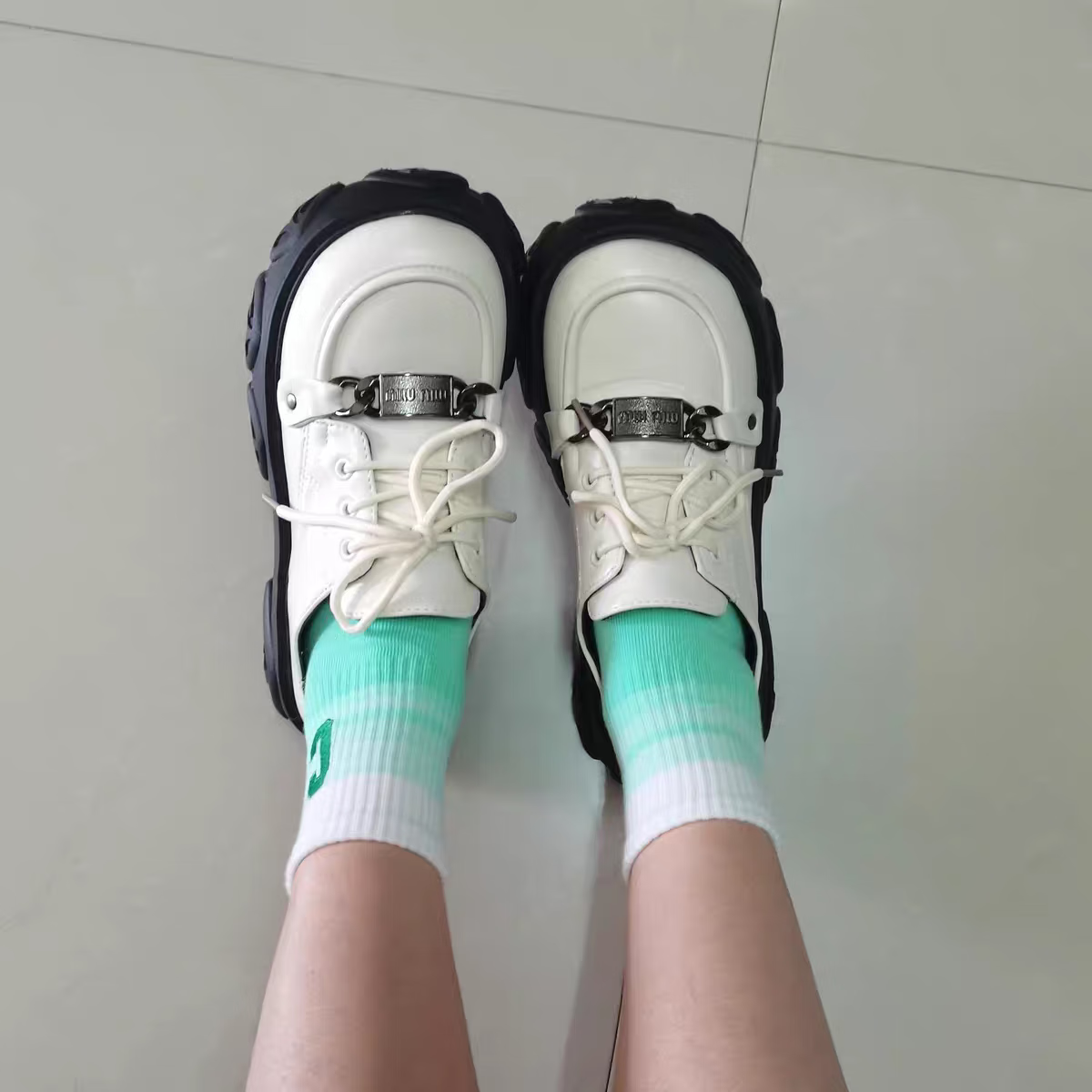渐变色袜子