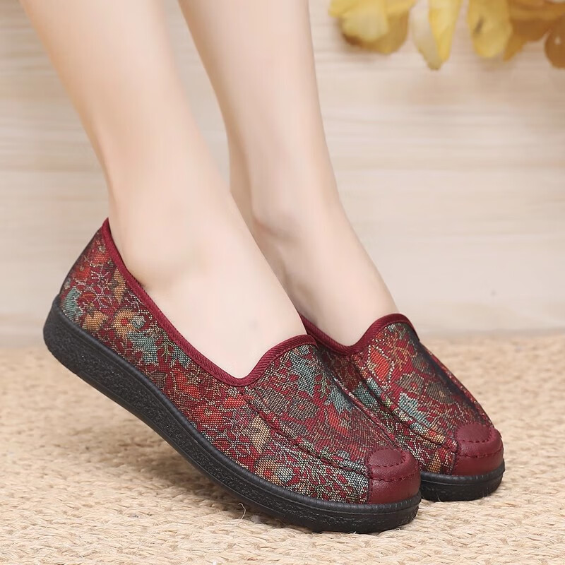 福盛祥新款老北京布鞋女软底妈妈鞋中老年奶奶鞋舒适防滑老人鞋老太太鞋 红色 42