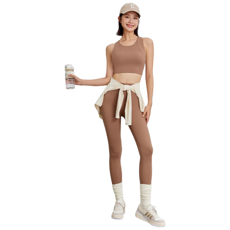 ���ڲ�����NEVER ME�٤��Ů�˶���װ�����׽����ٸ��˶����¸����ո��������٤��