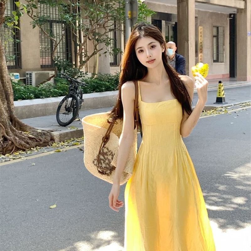 爾山集吊帶連衣裙女夏季海邊度假吊帶裙2025新款長(zhǎng)裙a字裙沙灘裙子 吊帶連衣裙【鵝黃色M】