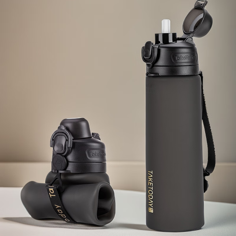 专属时代吸管杯折叠水杯食品级硅胶杯子高颜值大容量运动便携水壶 暗夜黑600ml