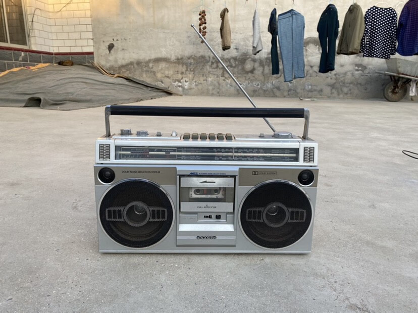 老电子管收音机老式收音机老物件怀旧70年代收音机录音机橱窗摆件