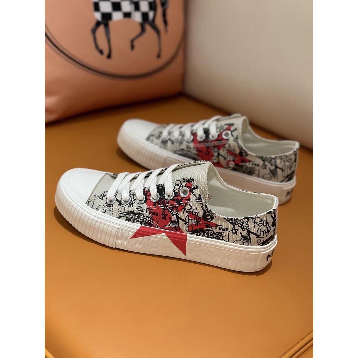 雙星（shuangxing）雙星硫化涂鴉低幫百搭帆布鞋情侶耐磨韓版潮流原宿A05964C情侶鞋 米黑-男款 35