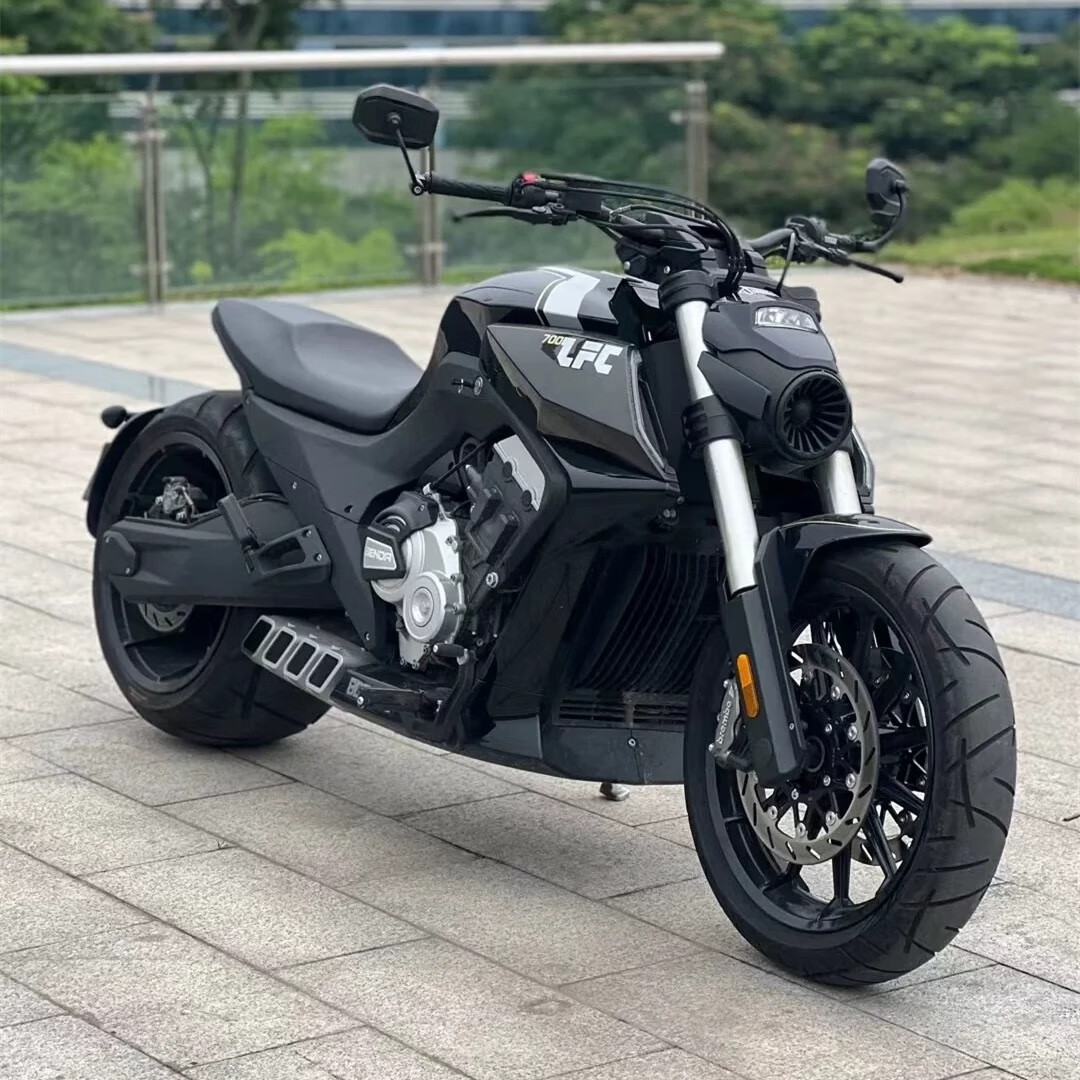 桃路新款奔达燎700黑旗500cc四缸水冷复古巡航金吉拉太子车重机摩托车