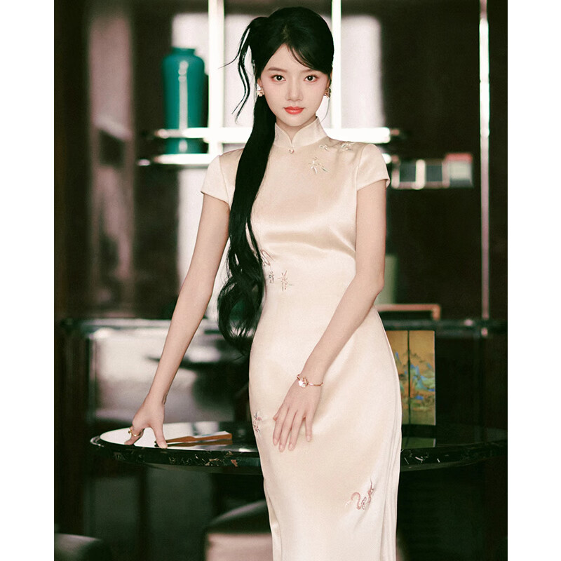 香檳色旗袍晚禮服女2025新款感新中式訂婚連衣裙平時(shí)可穿緞面 香檳色 S
