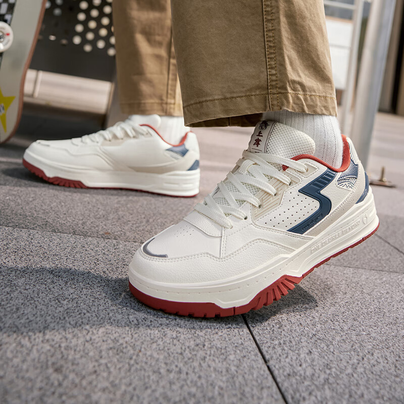 361°运动鞋男鞋云程春夏季透气厚底增高休闲低帮板鞋子男672416604-6