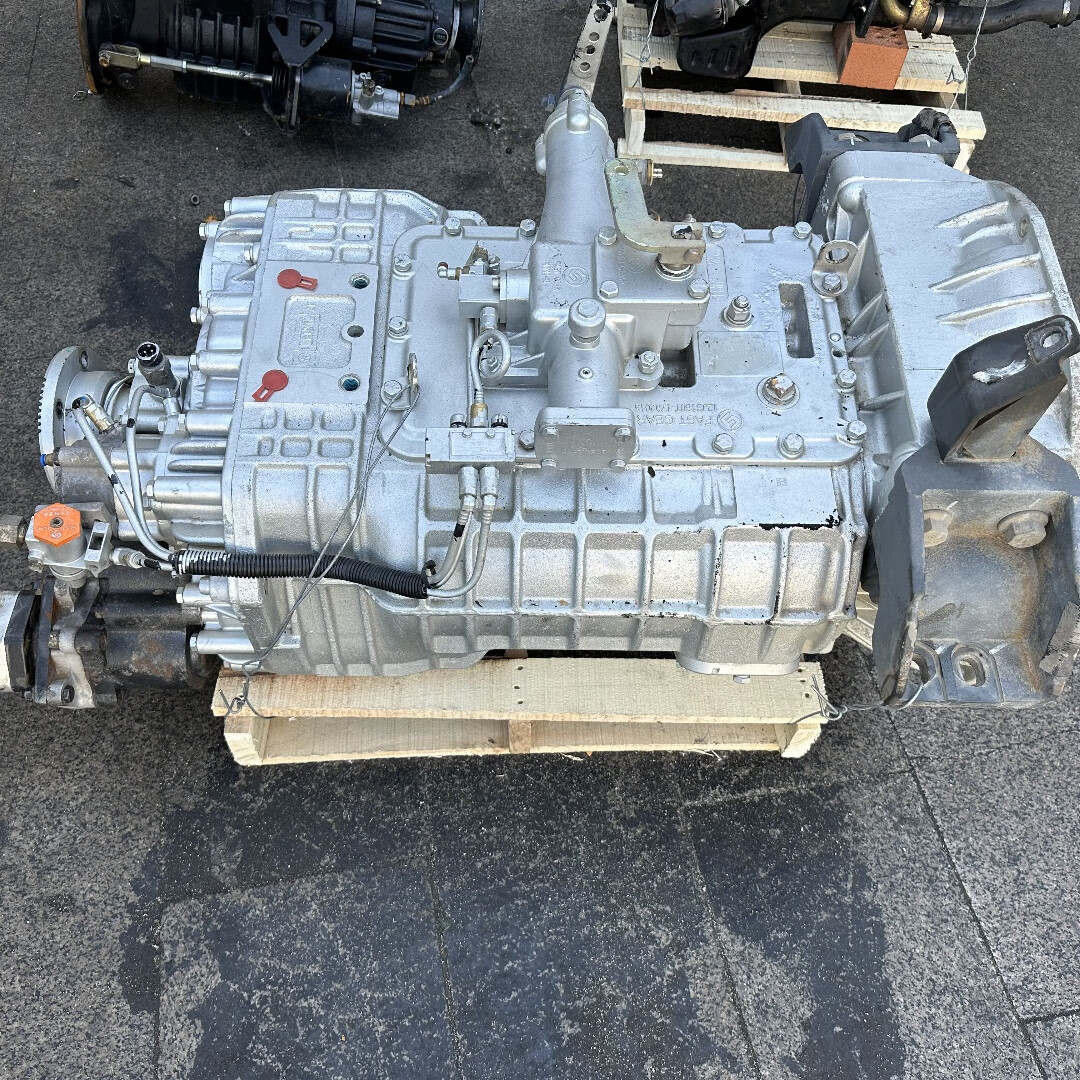 12档变速箱 小八档大十档 8档9档10档16档 东风6档14档波箱