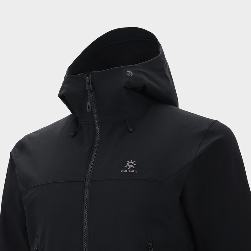 2025年冲锋衣十大品牌排行榜出炉：这10款防风保暖，登山必备，户外运动首选