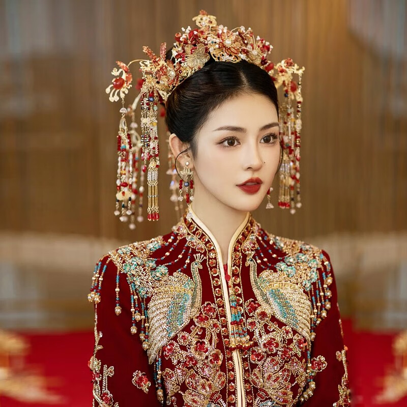 尤克達蒂（yookdd）秀禾服2024新款秀禾服婚服新娘結(jié)婚中式婚禮嫁衣鳳冠霞披出閣大碼 紅色秀禾服 無配飾 均碼 s