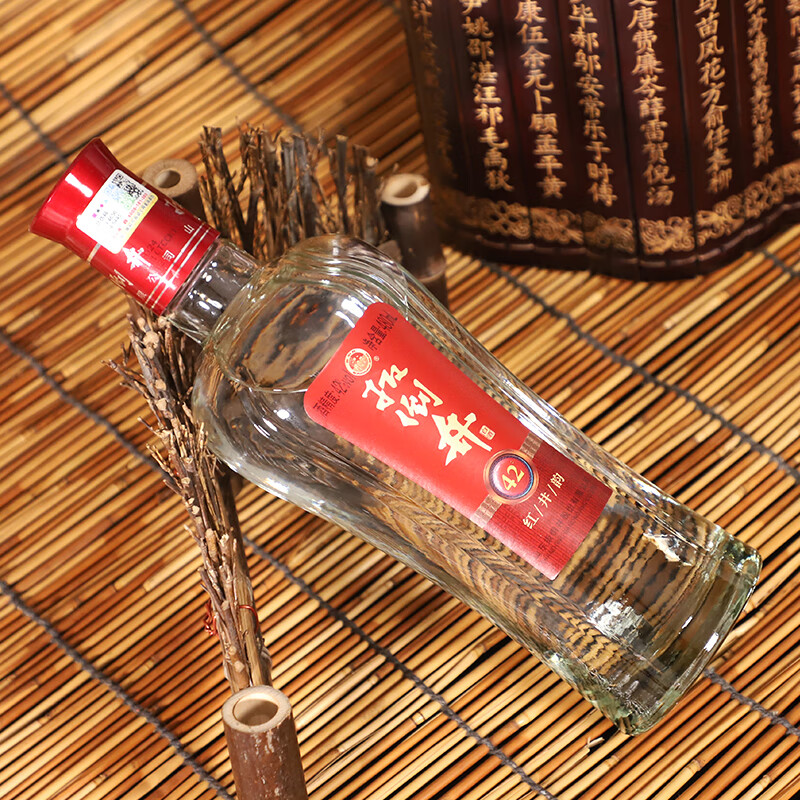 扳倒井白酒 42度红井韵 纯粮食酿造浓香型白酒礼盒装送礼自饮白酒 42度 480mL 6瓶 （搭配手提袋）