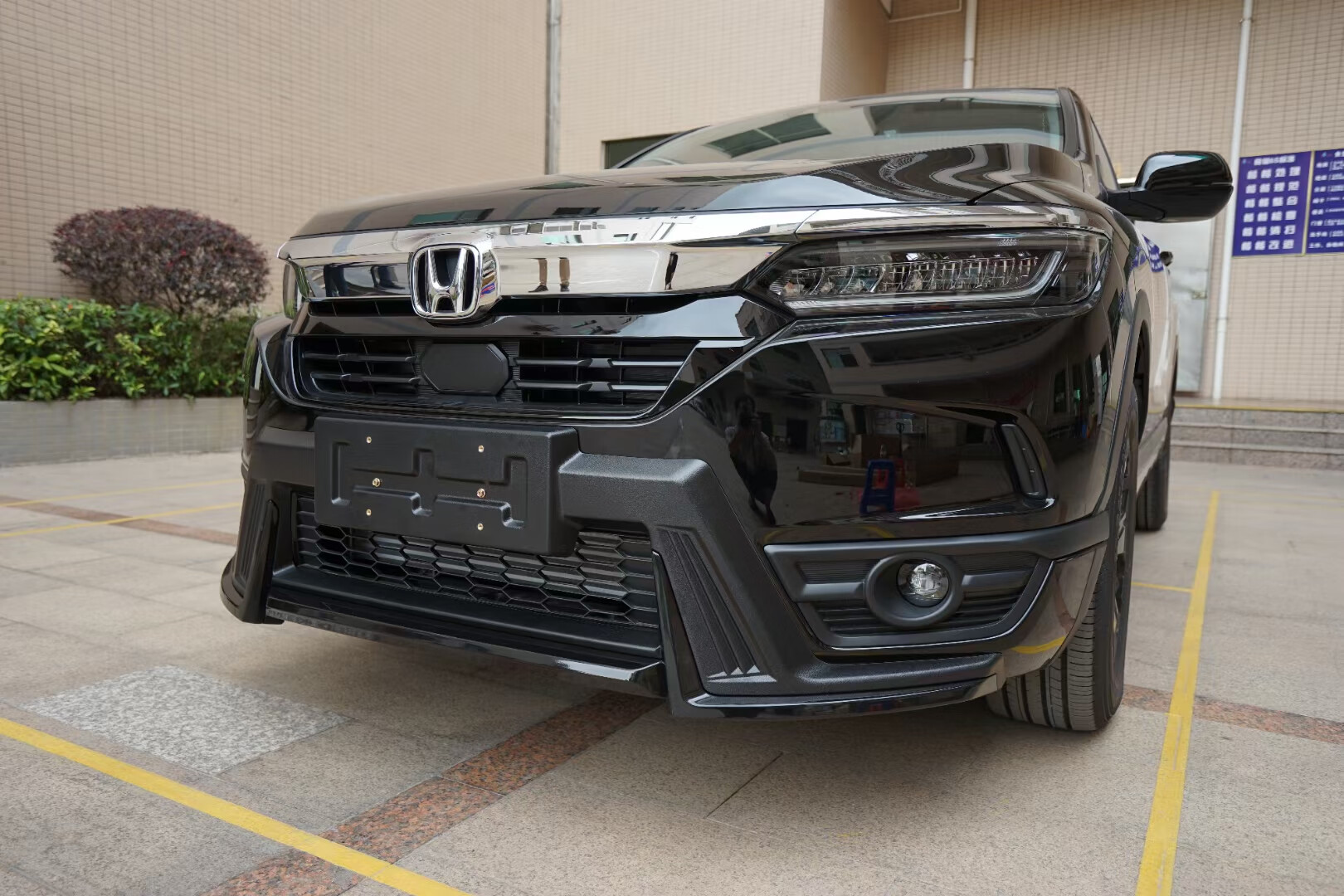 22年本田皓影保险杠21款前后护杠改装防撞防护包围装饰