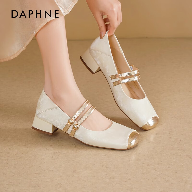 达芙妮法式玛丽珍女鞋2026早春新款国风新中式单鞋女气质粗跟高跟鞋LP 米白色【双带扣】 跟高3cm 37