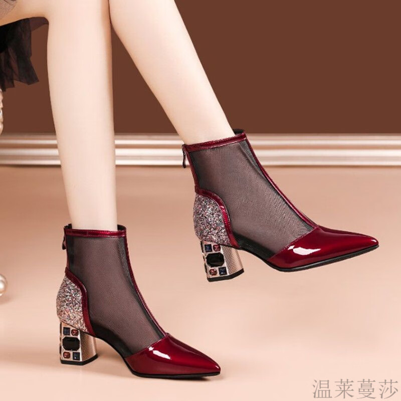 溫萊蔓莎女士軟底皮鞋網(wǎng)面粗跟鞋網(wǎng)紗單鞋真皮涼靴鏤空網(wǎng)靴尖頭水鉆漆皮靴 紅色 35