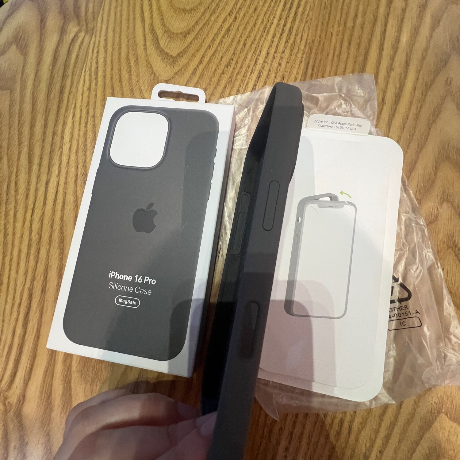 iPhone 16 Pro磁吸动画液态硅胶保护壳按键款（现货速发） 岩灰色 16proMax