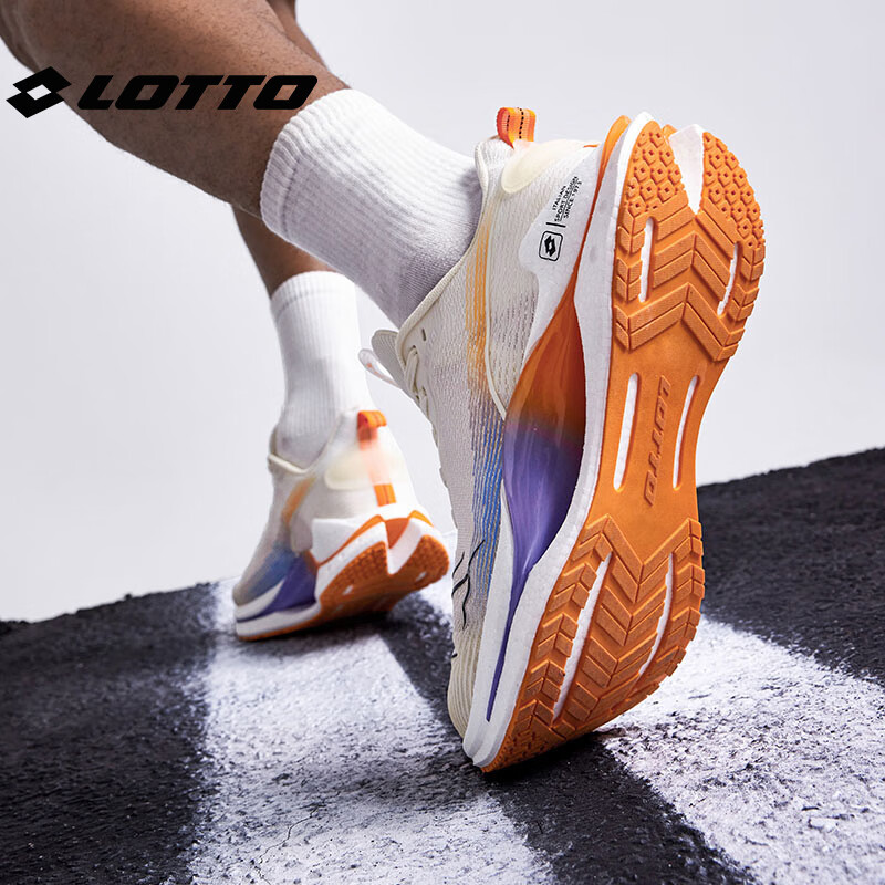 ��;��LOTTO���ٷ�רҵ�ܲ�Ь�д������׻��ᵯ�����˶�Ь������ЬŮ �װ�ɫ���У� 42