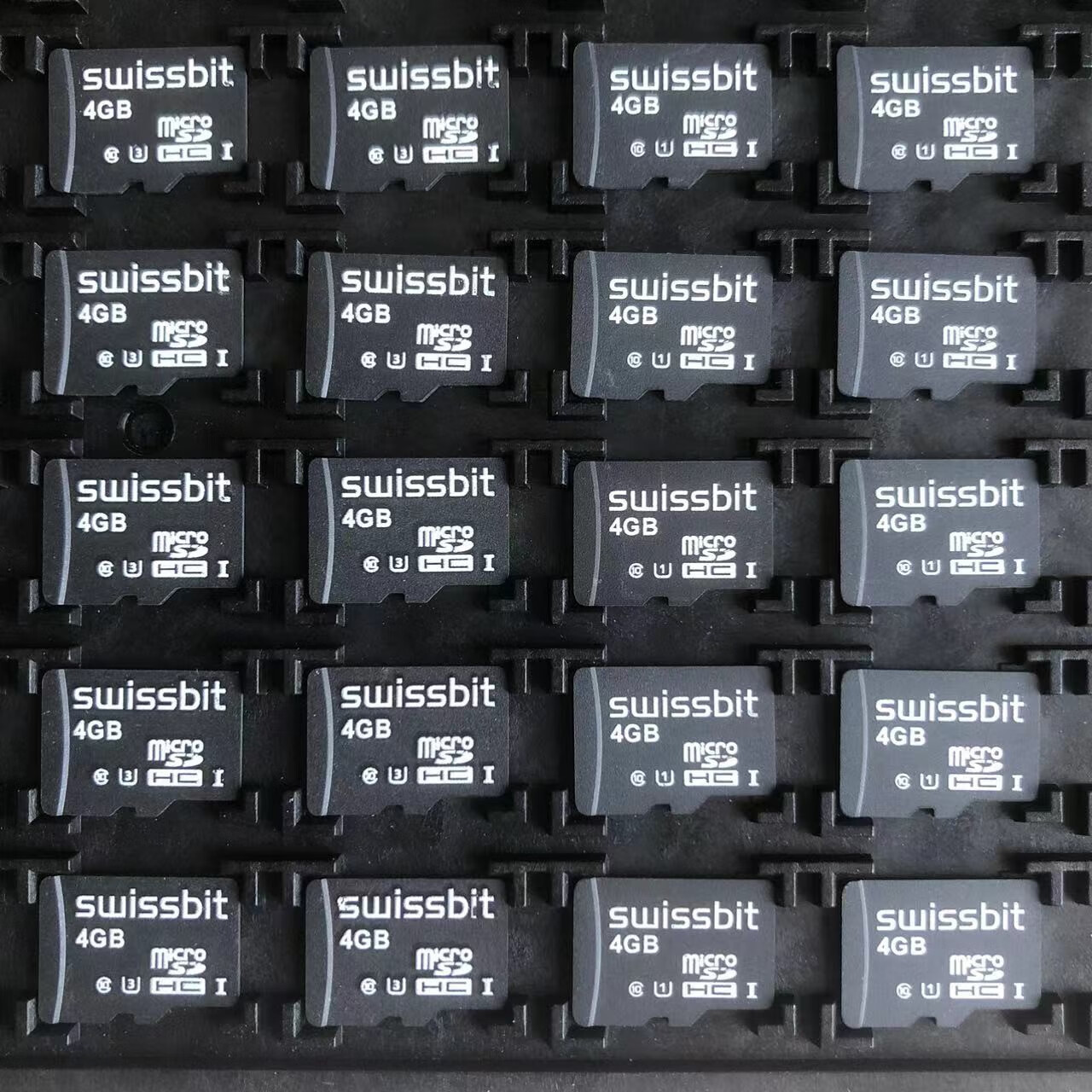 原装德国Swissbit TF 4G内存卡工业宽温U3 micro SD工控机床SFSD4096N Swissbit TF卡4G一张 官方标配