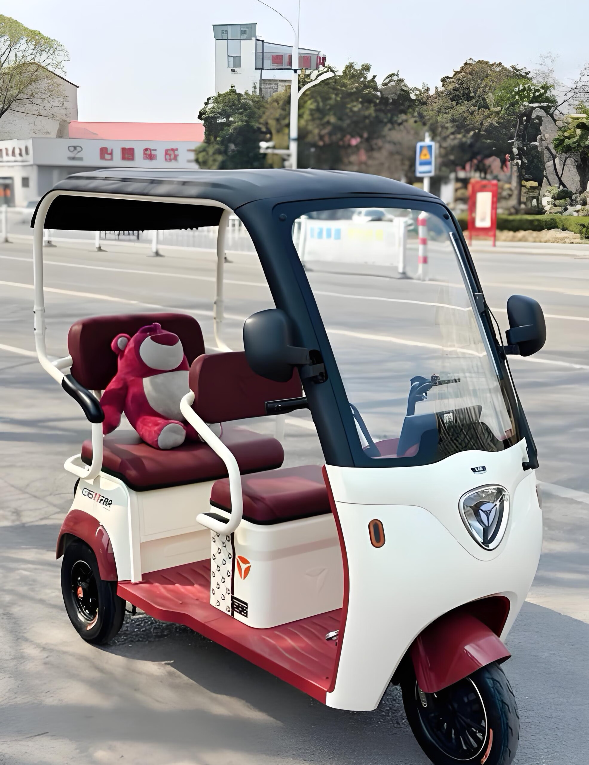 宰搂雅迪三轮车原厂挡风玻璃前挡玻璃钢化玻璃窗户玻璃100%雅迪 c16前