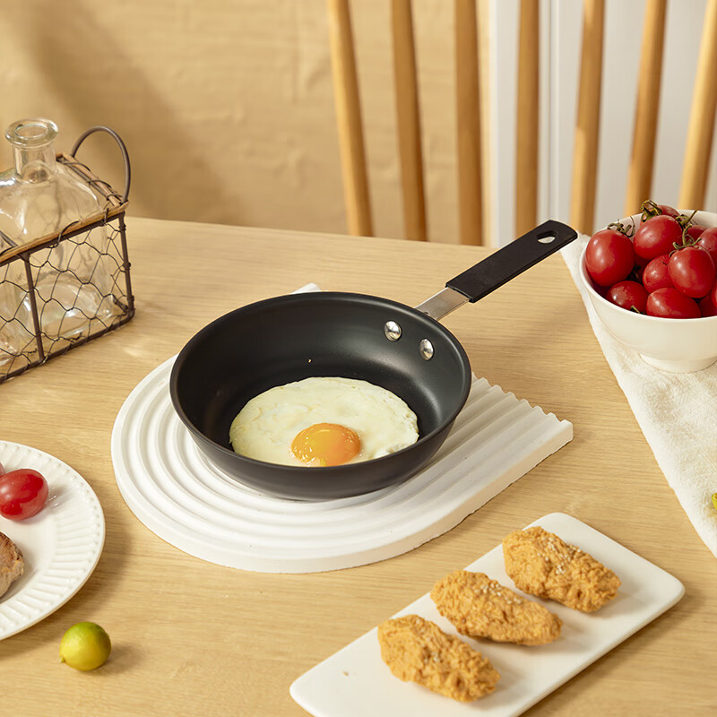 神田小鍋煎鍋熱油淋油煎蛋烙餅家用平底鍋燃?xì)庠钔ㄓ?6cm 煎鍋 16cm