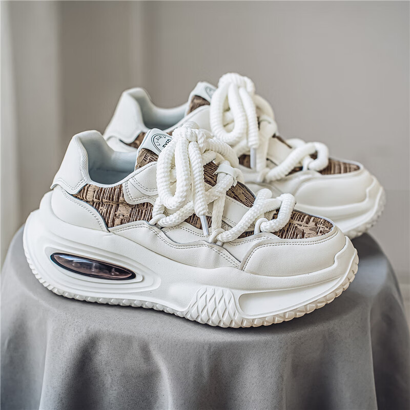 �¿�������Ь2025�����¿���ٴ�ʱ���˶�Ь��ĥ������������� ��ɫ������ 44 108Ԫ