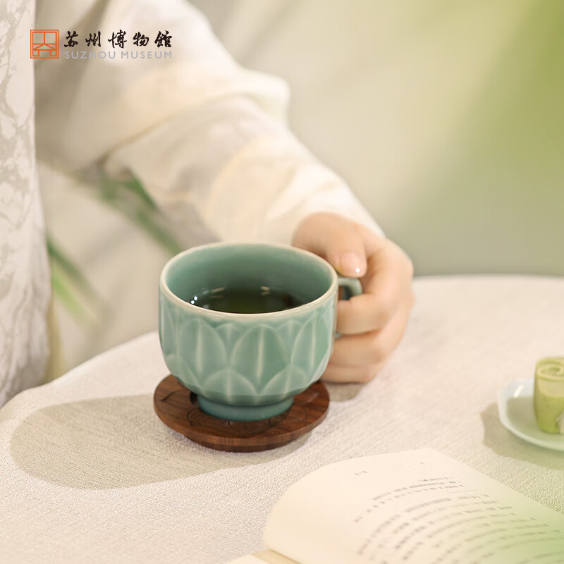 苏州博物馆青瓷莲花杯秘色莲花碗创意陶瓷杯水杯茶杯商务礼品送女友生日礼物 莲花杯+杯垫(青绿色)