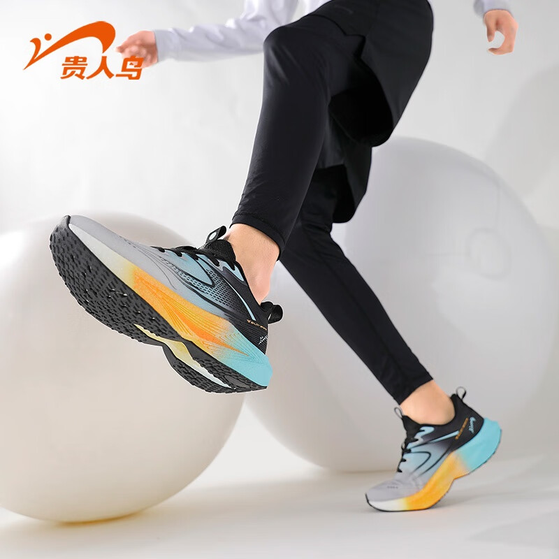 贵人鸟官方正品运动女鞋2025秋季新款情侣轻便跑步鞋户外休闲慢跑鞋女 浅灰/黑（男款） 42