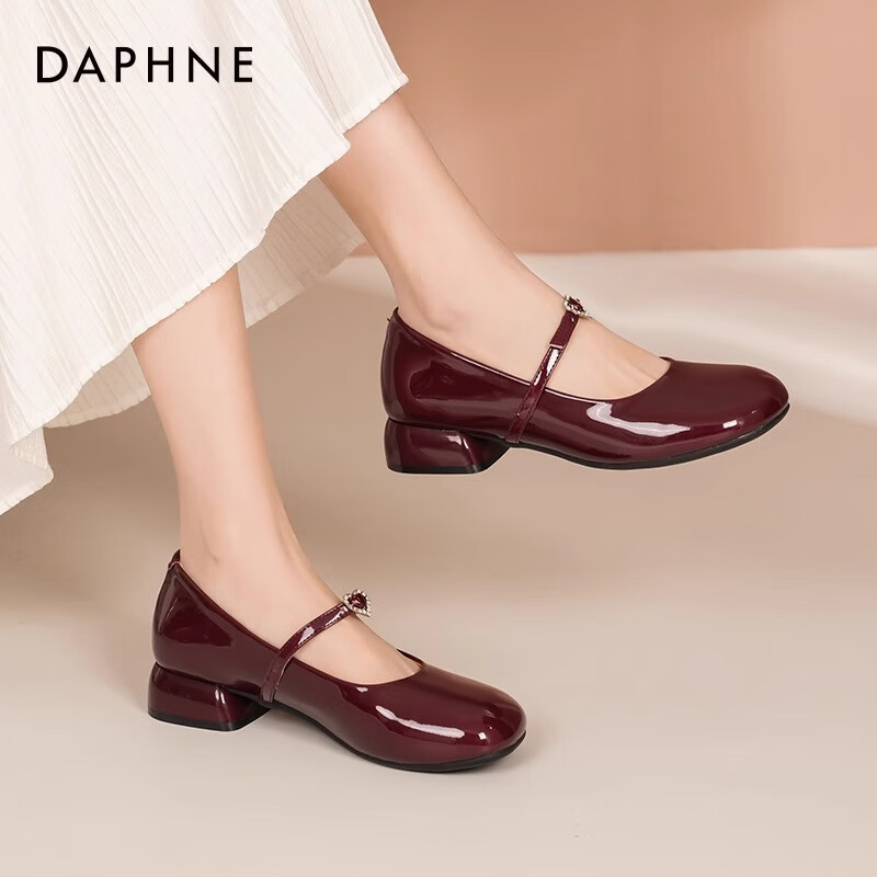 达芙妮玛丽珍鞋女2026新款浅口单鞋配裙子法式小皮鞋女复古气质女鞋JD 酒红色(爱心扣) 新款3cm跟高 40