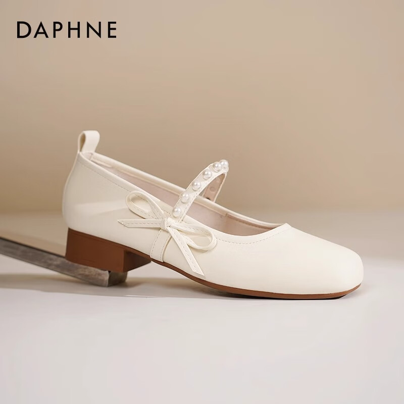 达芙妮粗跟玛丽珍单鞋女2025春季新款小皮鞋温柔软底晚晚鞋软底女鞋JL 米白色 37