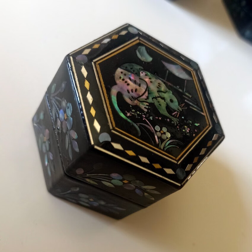 非遺漆器12生肖貝殼螺鈿鑲嵌飾品盒戒指漆盒復(fù)古鑲貝伴手收納禮盒 生肖鼠