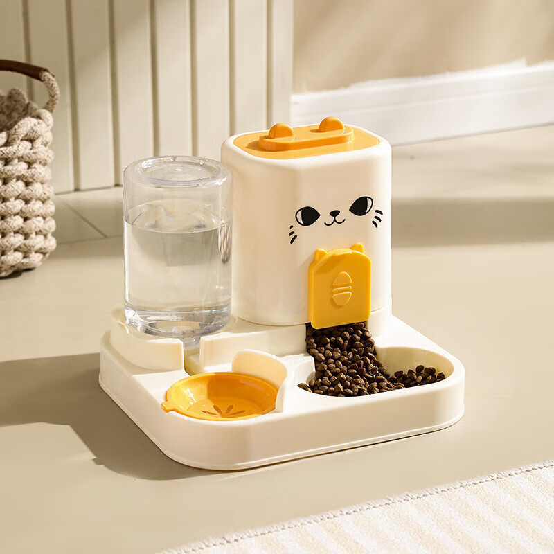 ��������Ҿ�è����ˮ�Զ�ιʳһ��ιˮ����ѭ����ˮ��������С�� ��ɫ��ˮ��һ��ιʳ����