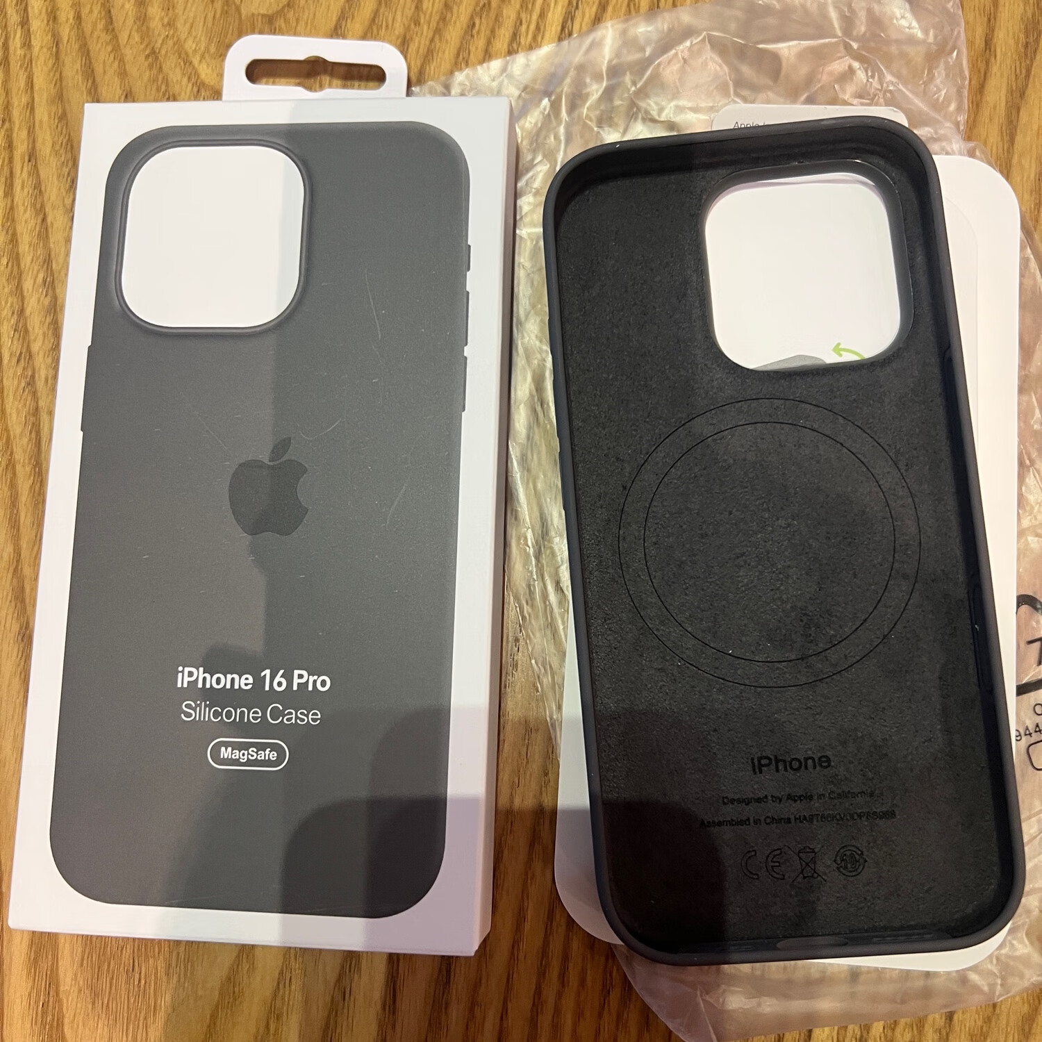 iPhone 16 Pro磁吸动画液态硅胶保护壳按键款（现货速发） 岩灰色 16proMax