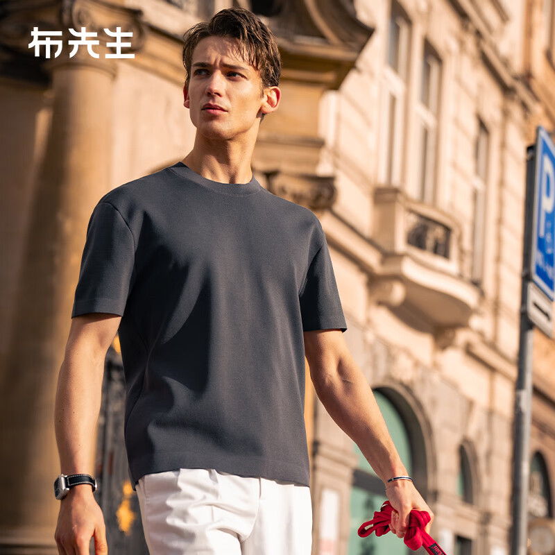 布先生廓形圆领纯色针织T恤男字母小标凉爽抗皱短袖 矿石灰 
