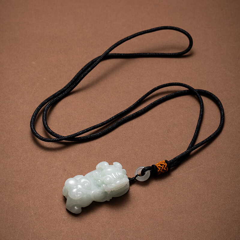 2026年翡翠挂件哪款最值得入手？这9款设计独特、寓意深远，让你佩戴更显气质，快来了解一下-图片3