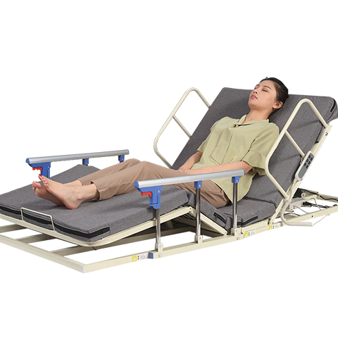 ӪȪ綯綯𴲸˼û̧ȿQC03