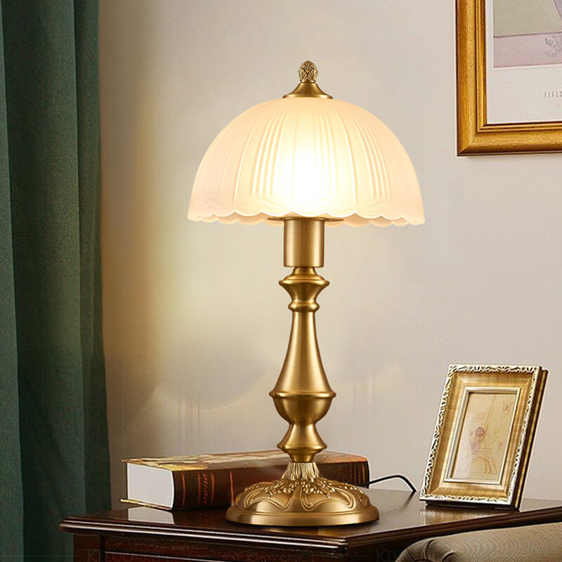 冠雅美式全铜台灯复古奢华装饰床头灯高端客厅书房别墅酒店卧室欧式灯 黄铜+磨砂玻璃灯罩 配8瓦三档亮度灯泡